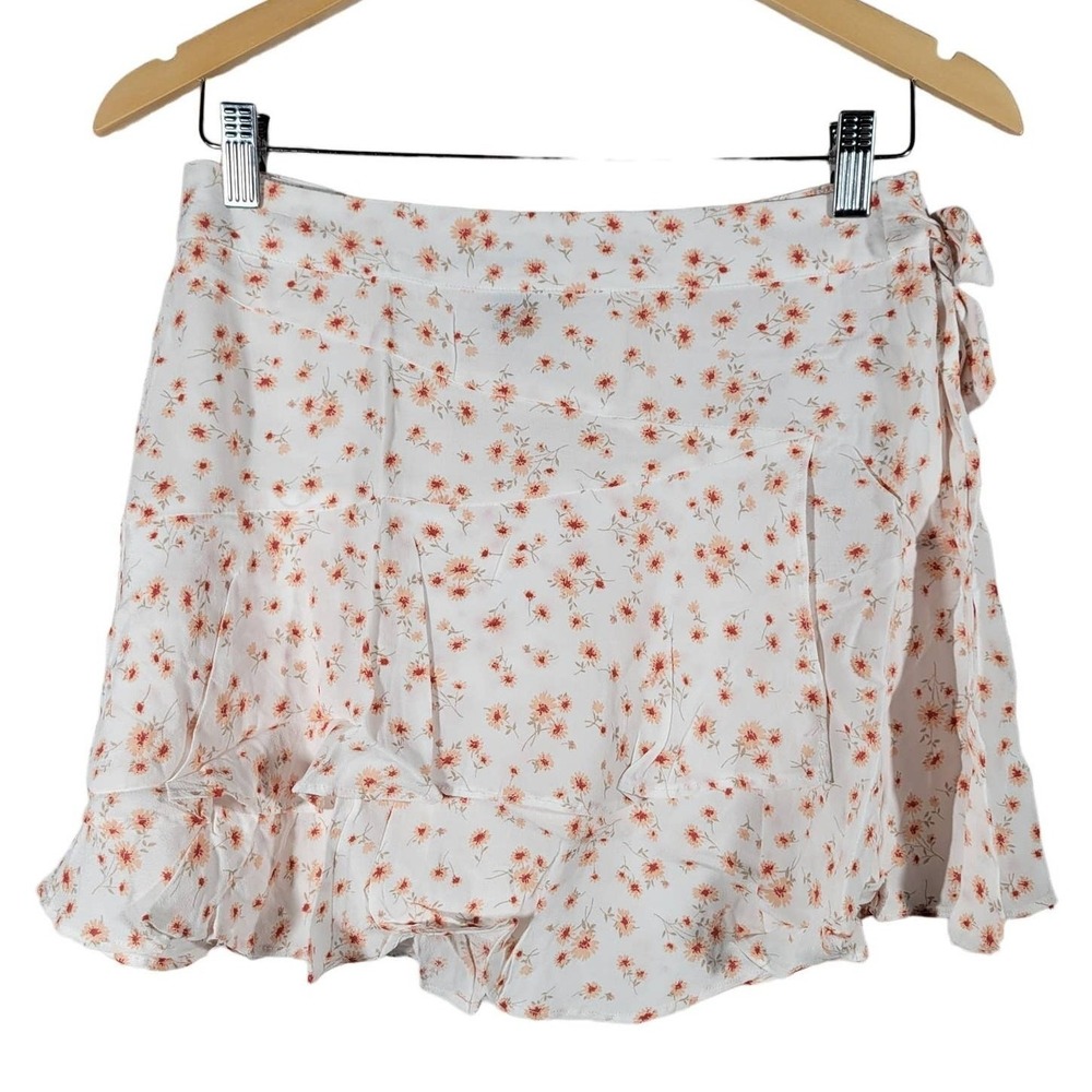 Forever 21 Floral Wrap Mini Skirt Ruffle‎ Tie Waist White Peach Size S